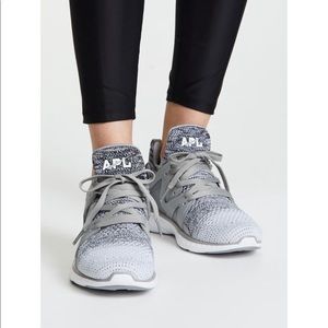 APL Ascend Sneakers size 7.5